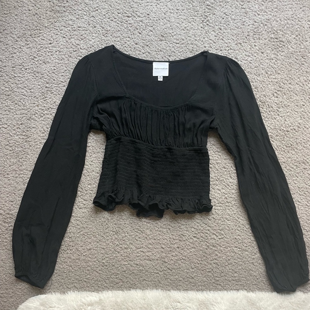 Black Long sleeve Skylar and Madison top- size m